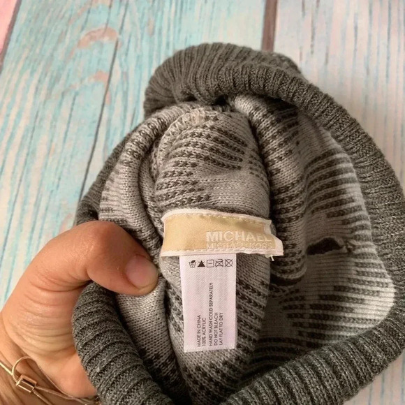 Michael kors beanie - Picture 5 of 5
